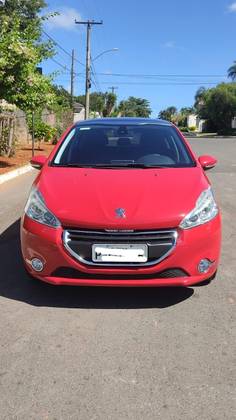 PEUGEOT 208 1.6 GRIFFE 16V FLEX 4P AUTOMÁTICO